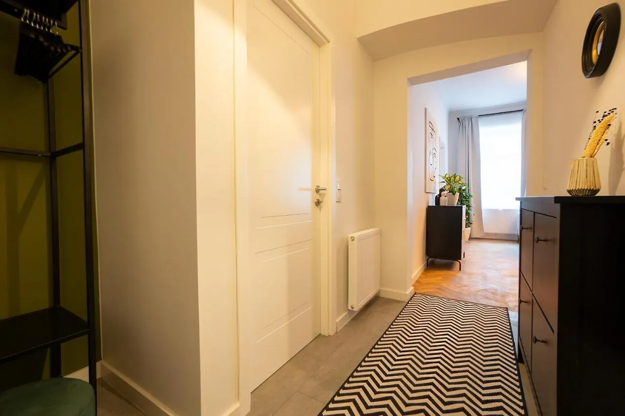 Brand New 2-Room Central Apartment Vienna