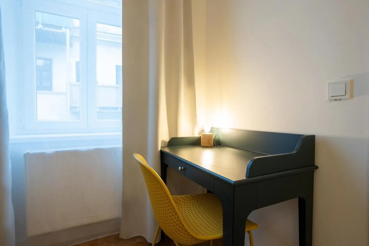 Brand New 2-Room Central Apartment Vienna Austria